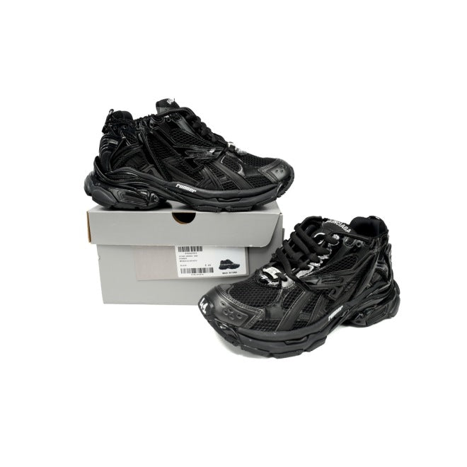 Balenciaga Black Runners