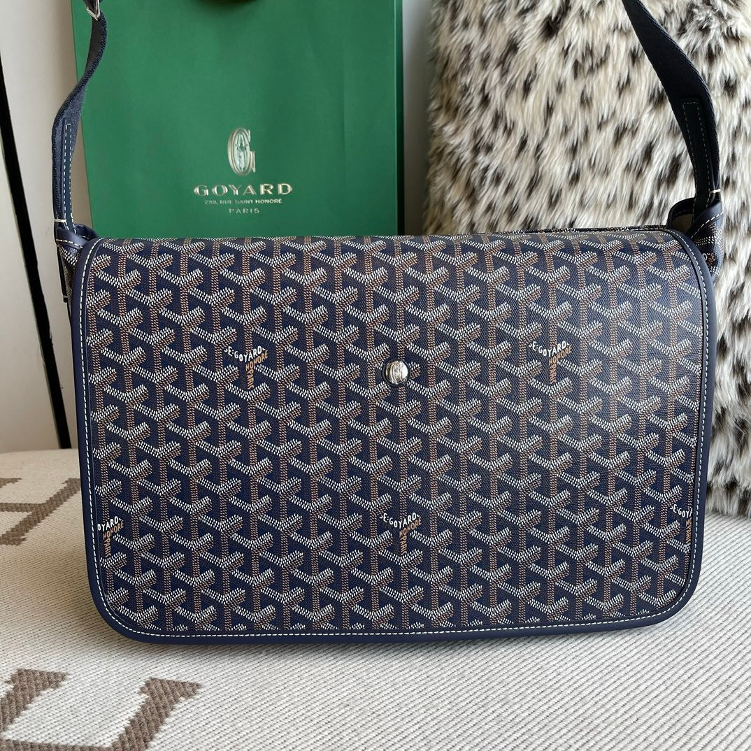 Goyard Navy blue Crossbody Capetein bag