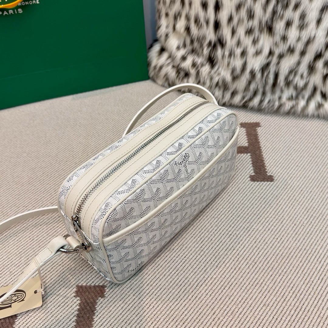 Goyard White Crossbody bag