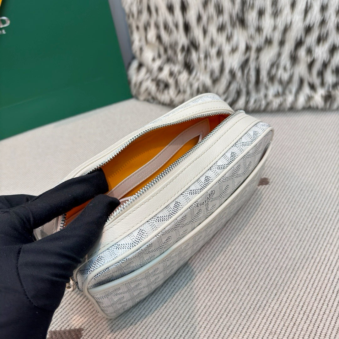 Goyard White Crossbody bag