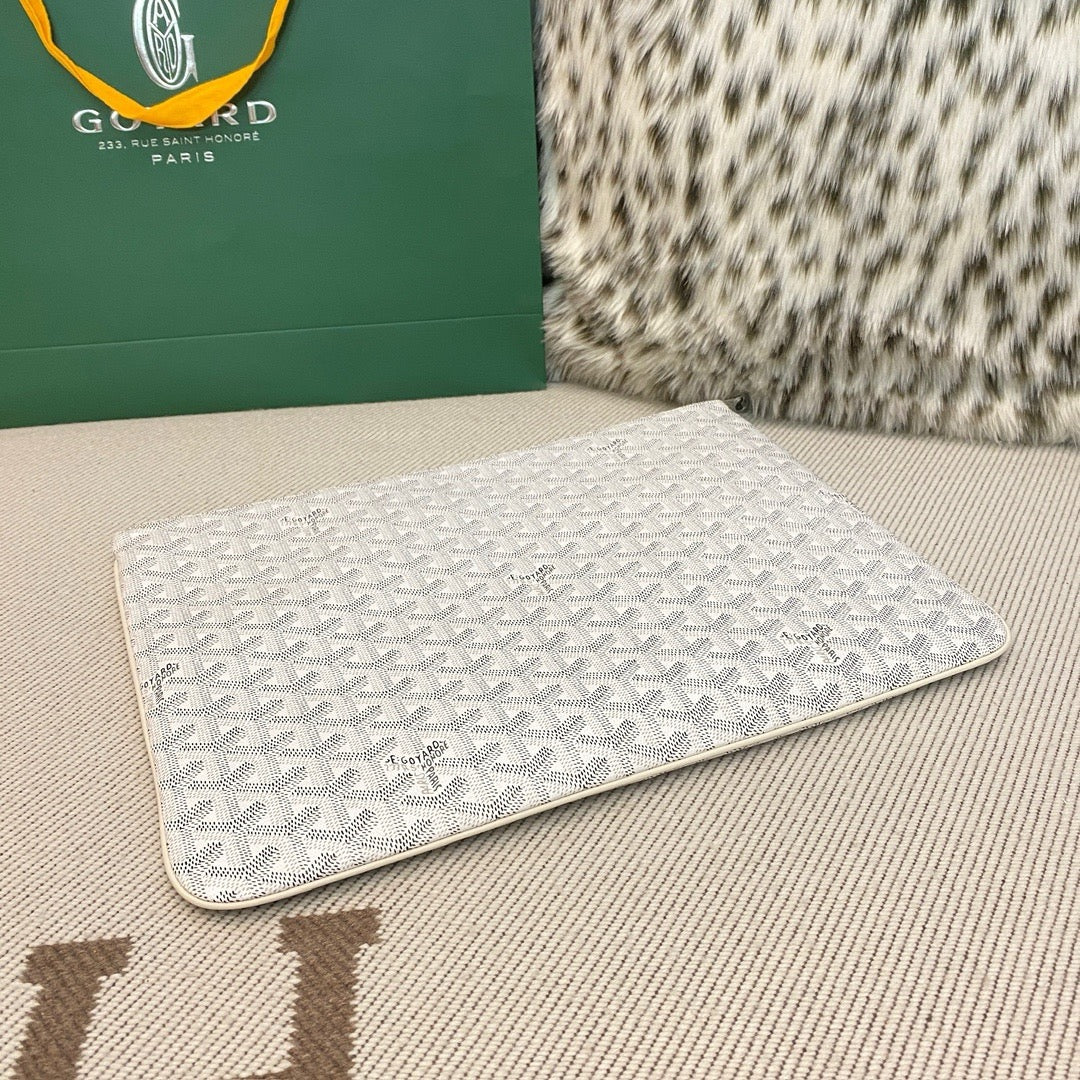 Goyard White Handbag